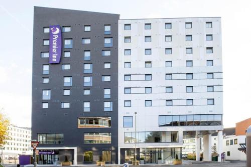 Hotel Premier Inn Woking Town Centre