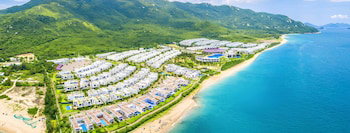Hotel Oceanami Villas & Beach Club