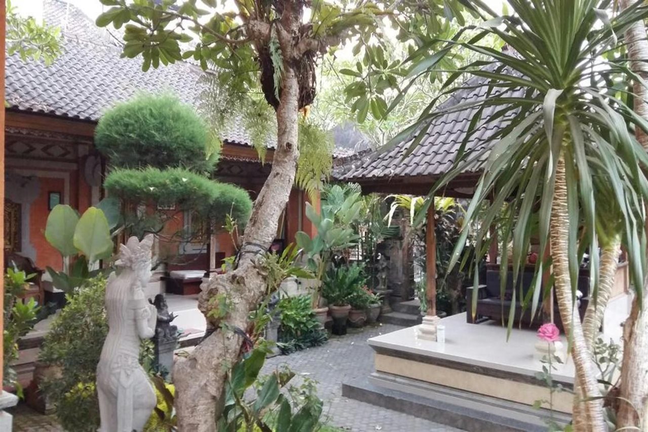 Hotel Desak Putu Putra Home Stay