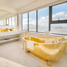 Hotel Danang Golden Bay cazare Son Tra