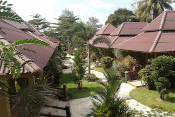 Hotel Lanta Castaway Resort
