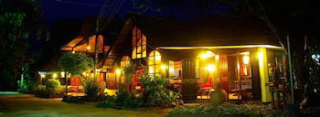 Hotel Areeya Phuree Resort