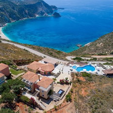 Hotel Petani Bay cazare Valsamata