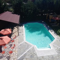 Hotel Zest @ Xi Beach cazare Valsamata