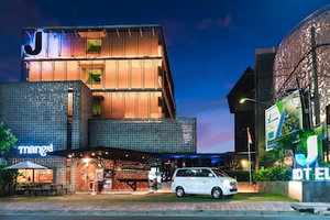 Hotel J Hotel Kuta cazare Tuban