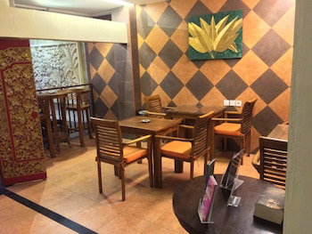 Kuta Sari House