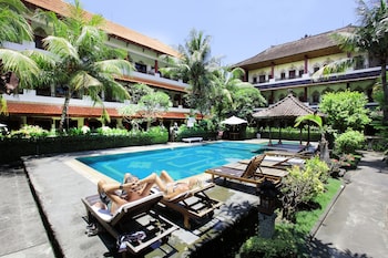 Hotel Bakungsari Kuta Resort