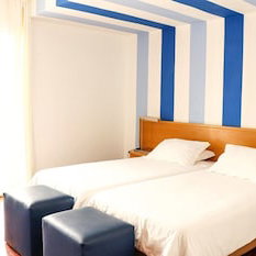 Hotel Residencial Amparo cazare Machico