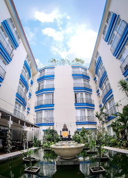 Hotel Zia Bali Kuta cazare Tuban