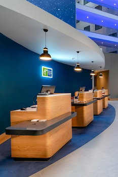 Holiday Inn Express London Heathrow T4