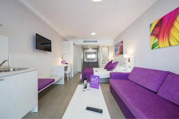 Hotel Apartamentos Corona Cedral