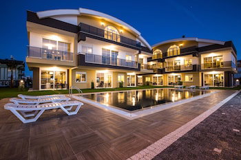 Hotel Lara Beach Homes
