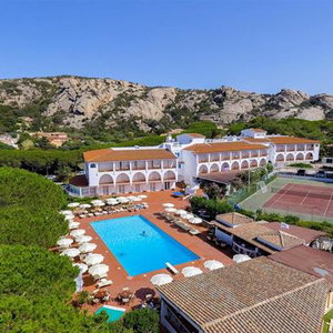 Hotel Club Cormorano cazare Cannigione
