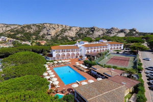 Hotel Club Cormorano cazare Cannigione
