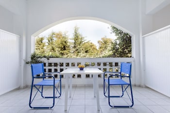Daphnes Club Hotel Apartments