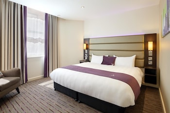 Premier Inn Staines Upon Thames