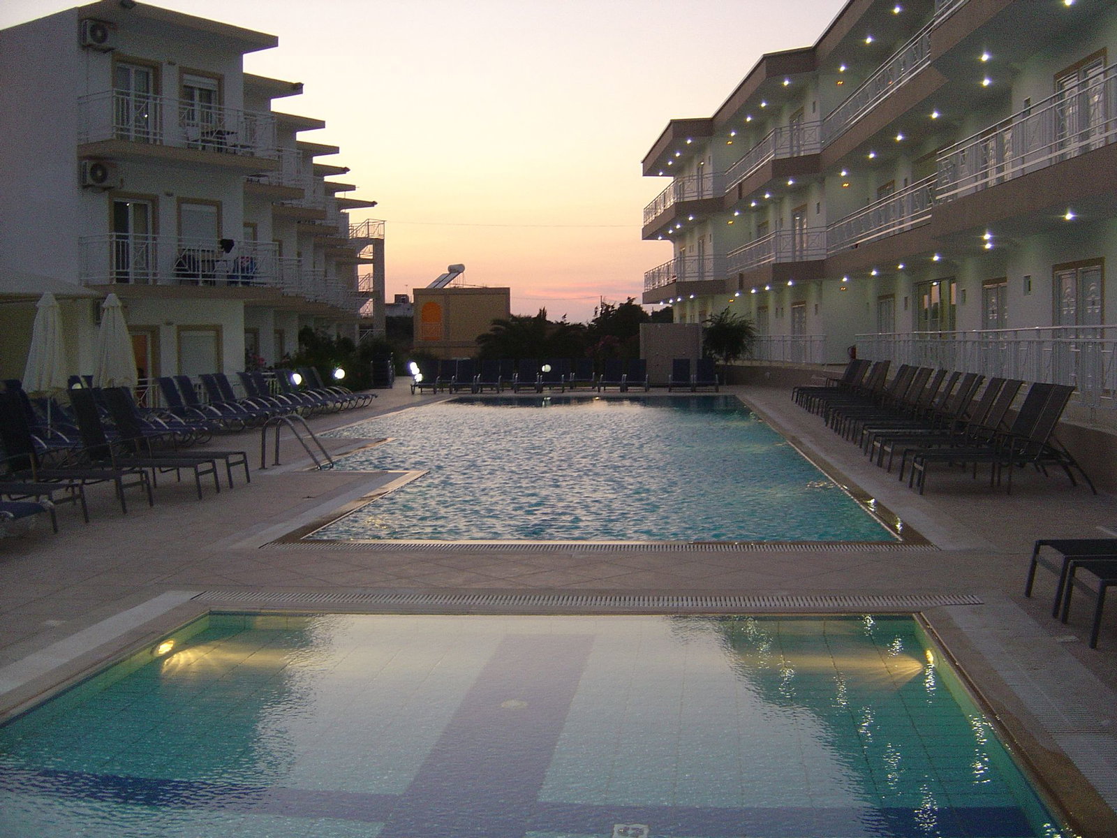 Hotel Chrissy Paradise