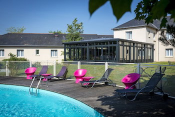 Hotel The Originals Saumur Ouest La Saulaie