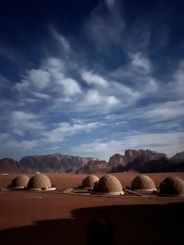 Hotel Beyond Wadi Rum Camp