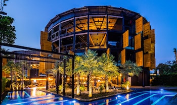 Hotel Hivetel (Sha)