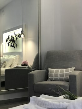 Ionian Suites By Bruskos