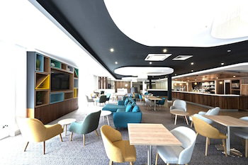 Holiday Inn Cardiff - North M4
