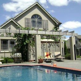 Hotel Lodge Bordeaux cazare Whangarei