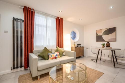 Central Belfast Apartment