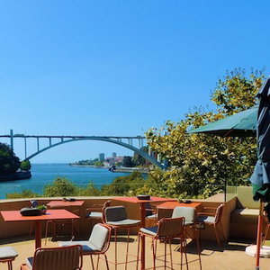 Hotel Vincci Porto cazare Canelas