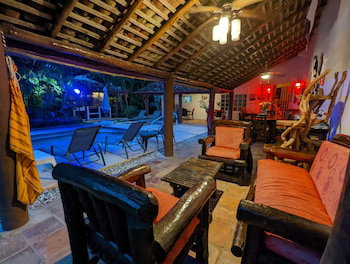 Villa Botero By Casa Mojito Bed And Breakfast