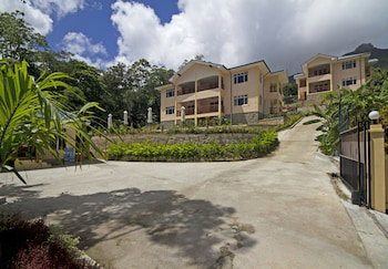 Hotel The Palm