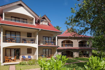 Hotel L`hirondelle Guest House