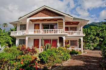 Hotel Villa De Roses