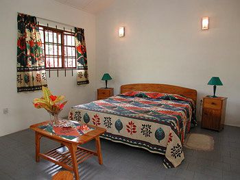 Hotel Daniella's Bungalows