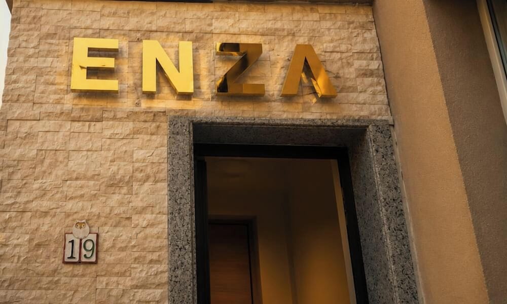 Hotel Enza Suıtes