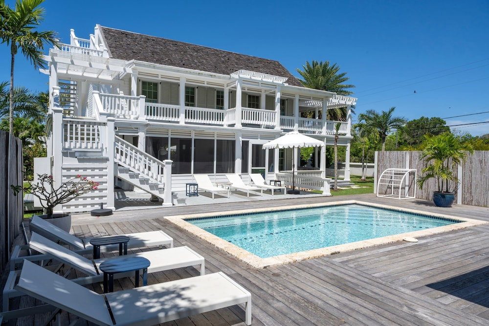 Hotel Buena Vista - Elegant Historic Villa With Private Pool 4 Bedroom Home