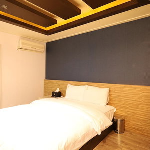 Hotel Kozaza cazare Naeso
