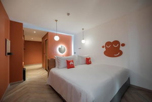Hotel Blu Monkey Hub & Hotel Bangsaen cazare Saen Suk