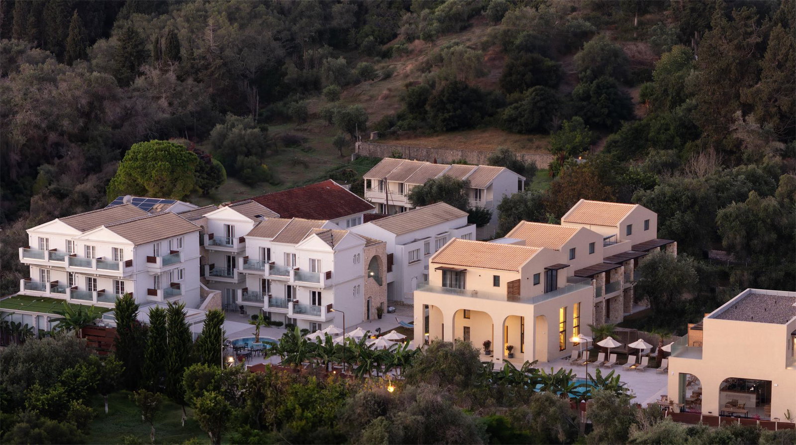 Hotel Ekati Mare Lifestyle Resort