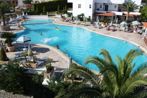Hotel Coliseum Studios & Apartments cazare Pefki