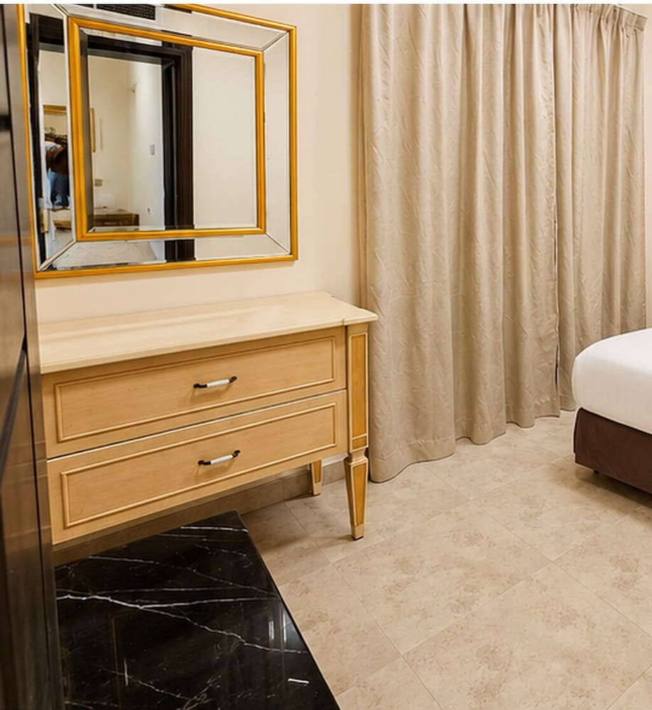 Spacious 2-Bedroom Apartment