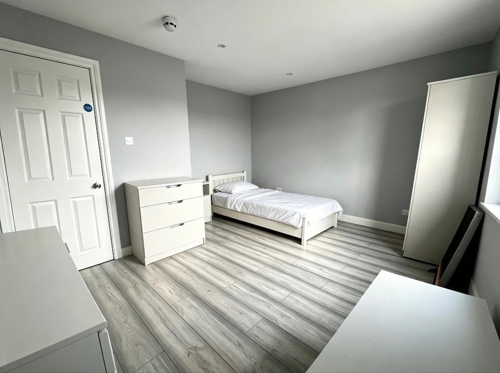 South East London 5-Bed House, Sleeps 7 Foresthill