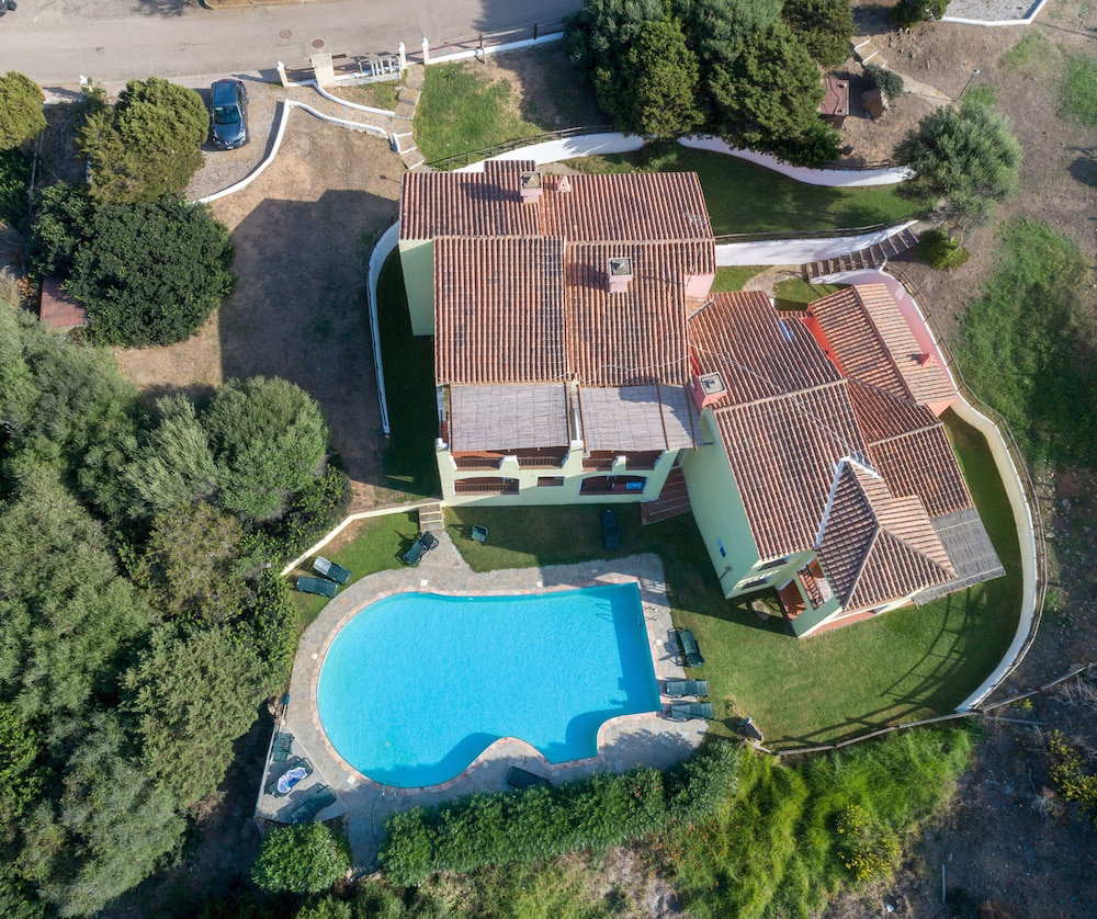 Hotel Charming Sea Villas Villa Sleeps 6In Shared Pool