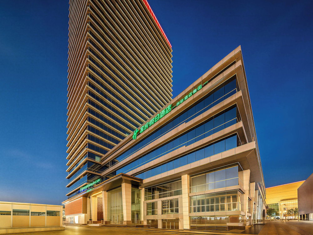 Hotel Holiday Inn And Suites Nanchang Bayi Square By Ihg