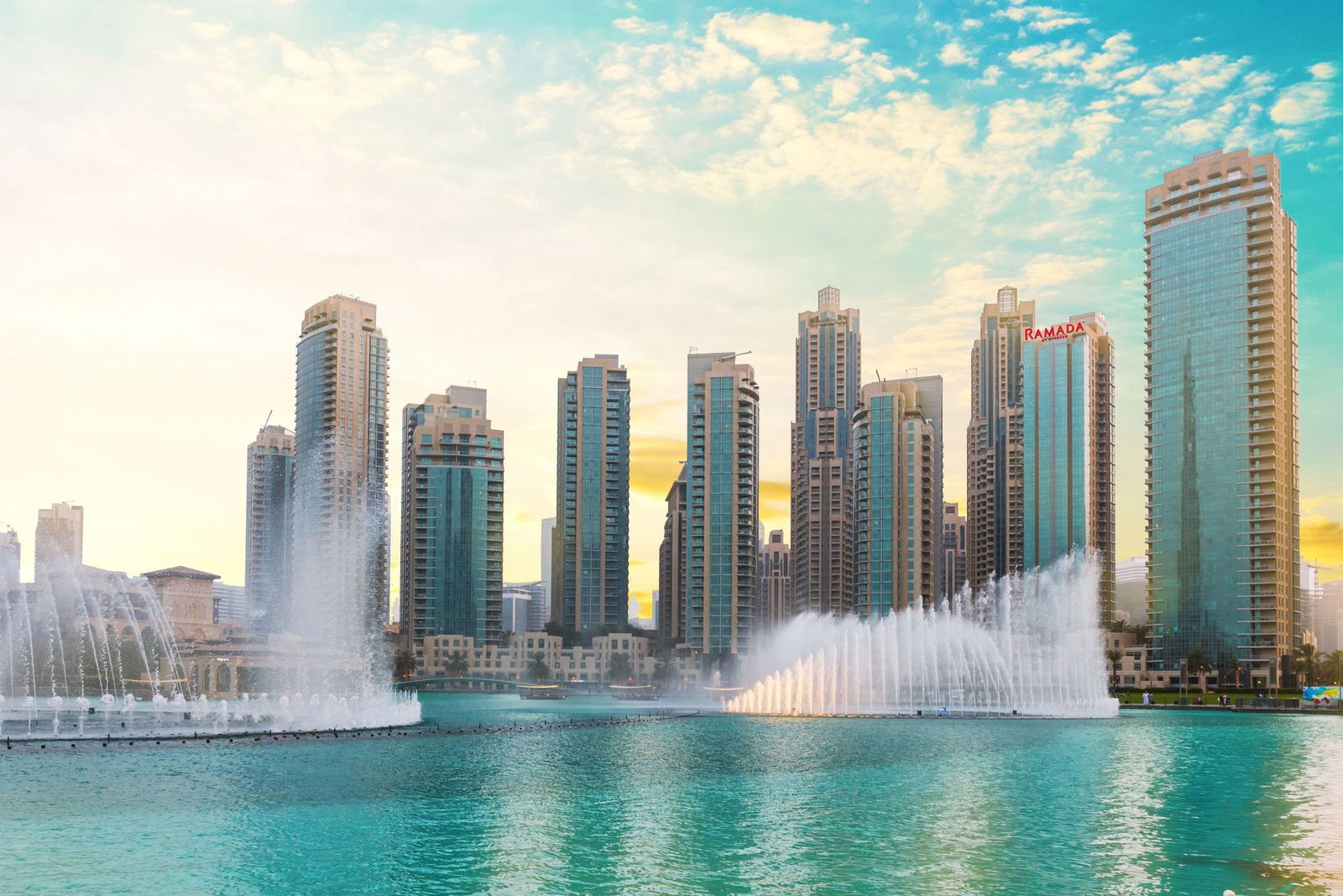 Hotel Ramada By Wyndham Downtown Dubai