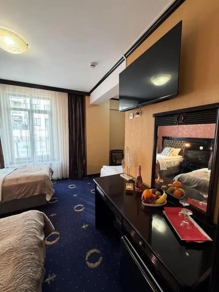 Hotel Ambasador