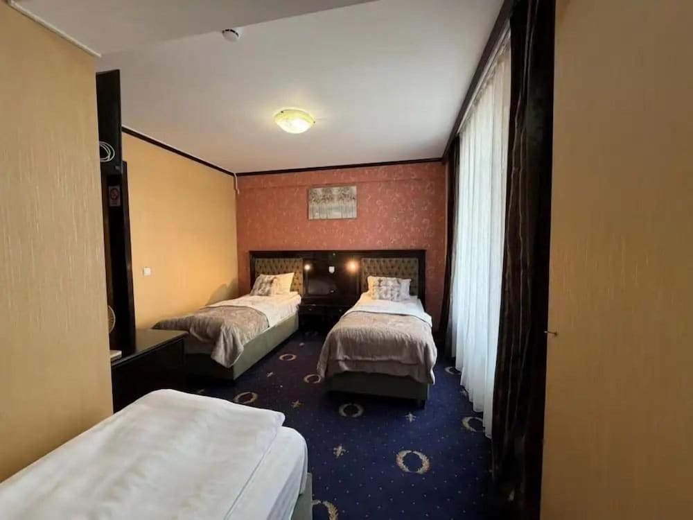 Hotel Ambasador