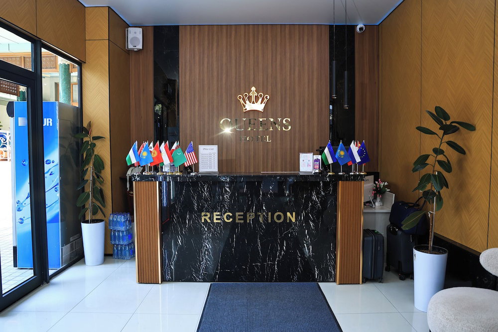 Hotel Queens Hotel