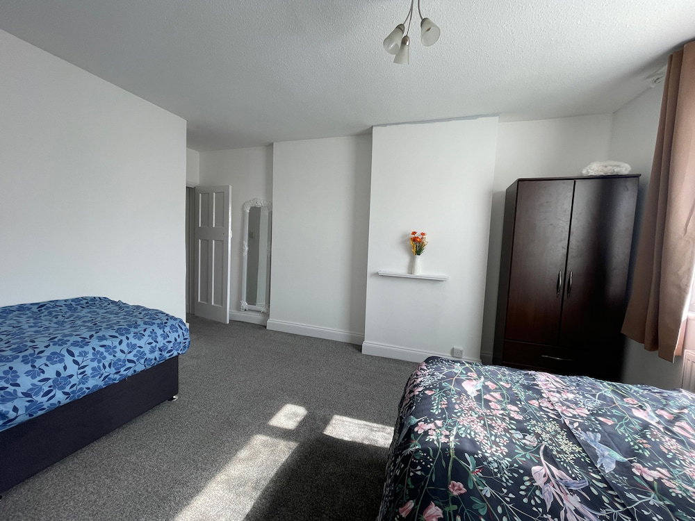 1 Bedroom Apartm Sleeps 3 Driveway Near Leagrave T