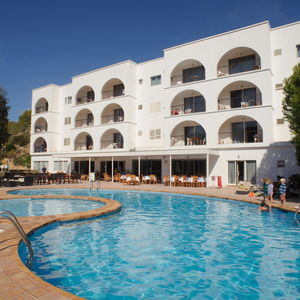 Hotel Aparthotel Puerto Cala Vadella cazare Sant Josep de sa Talaia